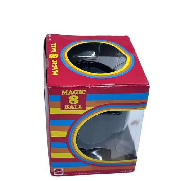 Magic 8 Ball Kids Toy Retro Themed Novelty Fortune Teller Ask a Question - Picture 2 of 9